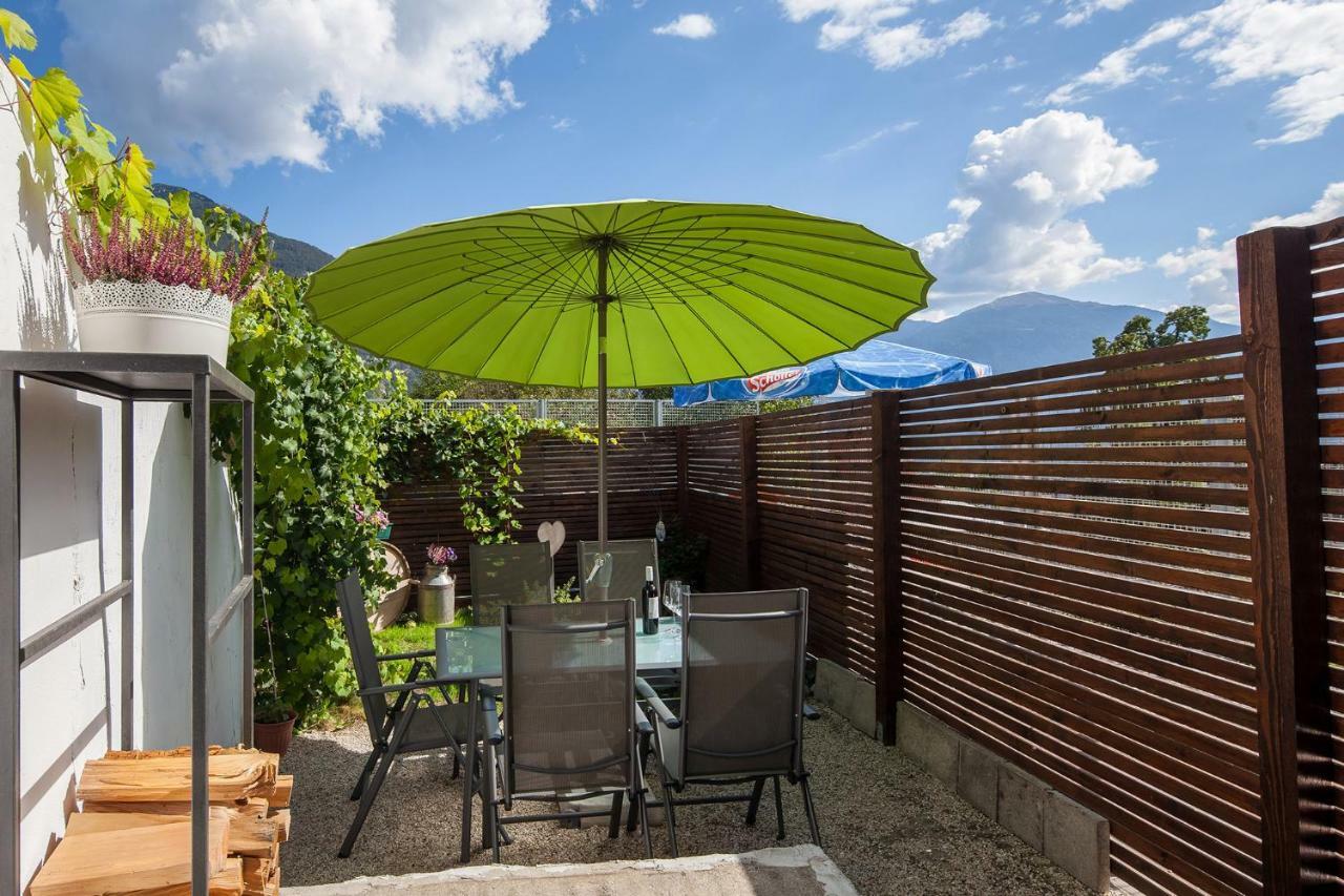 Ferienwohnung Bei Cooldog Имст Екстериор снимка